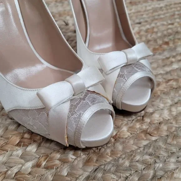 Valentino Ivory White Satin Lace Bow Platform Pump Open Toe Heels 41 - Picture 7 of 10